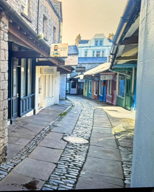 Town Centre *